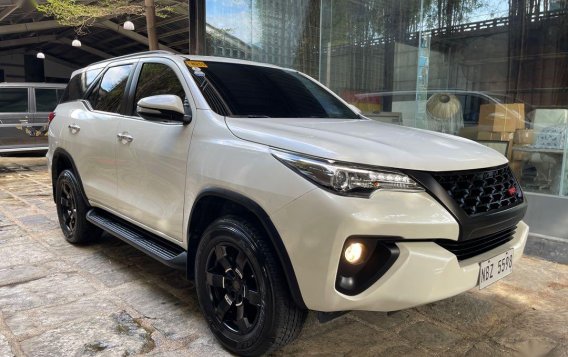White Toyota Fortuner 2017 for sale in Automatic-5
