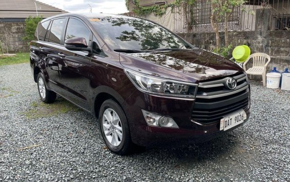 Selling Red Toyota Innova 2021 in Quezon City-2