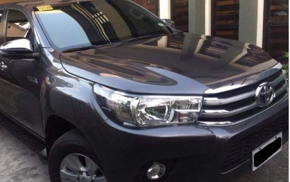 Grey Toyota Hilux 2018 for sale in Baliuag-2
