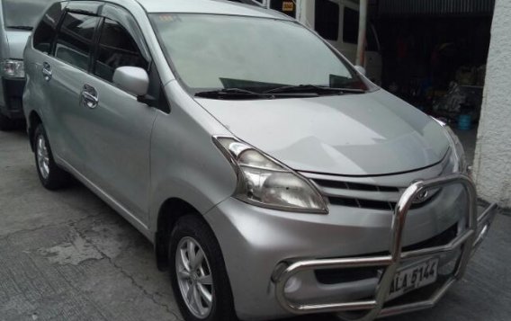 Selling Silver Toyota Avanza 2015 in Manila-1