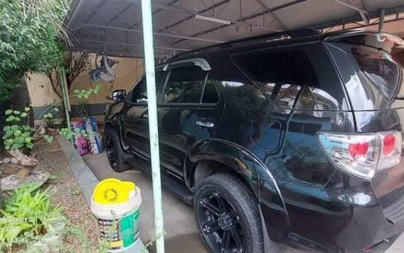 Grey Toyota Fortuner 2013 for sale in Angono-9