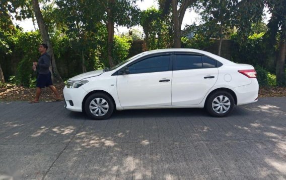 Sell White 2014 Toyota Vios in Bayombong-2