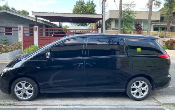 Selling Black Toyota Previa 2008 in Quezon City-7