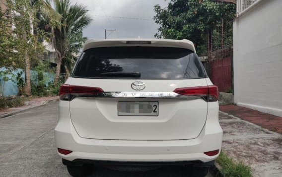 Sell Pearl White 2018 Toyota Fortuner in Quezon City-5