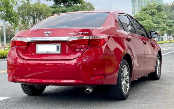 Sell Red 2015 Toyota Corolla altis in Makati-5