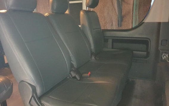 Selling Black Toyota Hiace Super Grandia 2018 in Makati-3