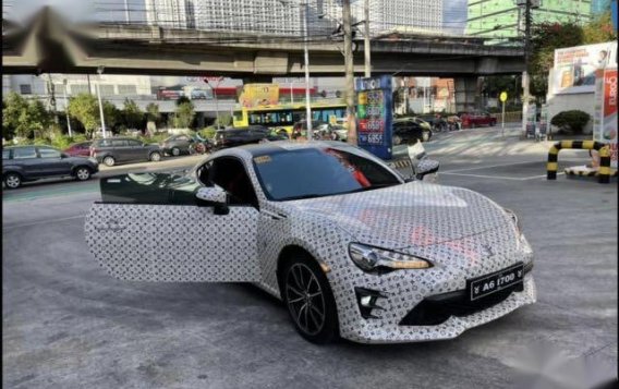 White Toyota 86 2018 for sale in Automatic-4