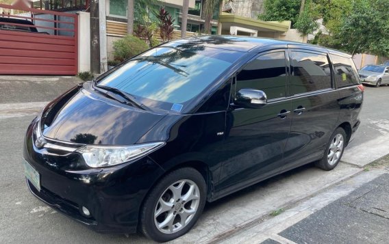 Selling Black Toyota Previa 2008 in Quezon City-8