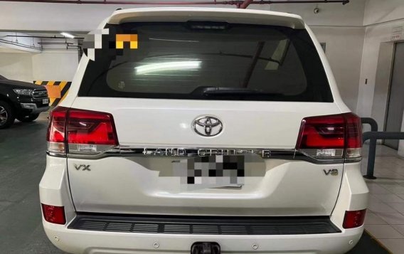 Pearl White Toyota Land Cruiser 2019 for sale in Automatic-7