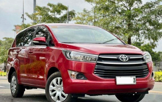 Red Toyota Innova 2017 for sale in Manual