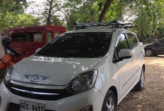 Sell White 2016 Toyota Wigo in Minglanilla-3