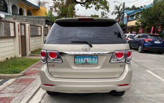 Silver Toyota Fortuner 2012 for sale in Automatic-3