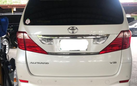 Pearl White Toyota Alphard 2011 for sale in Pasig-3