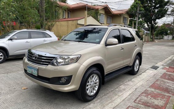 Silver Toyota Fortuner 2012 for sale in Automatic-1