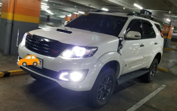 Selling Pearl White Toyota Fortuner 2015 in Baguio-7