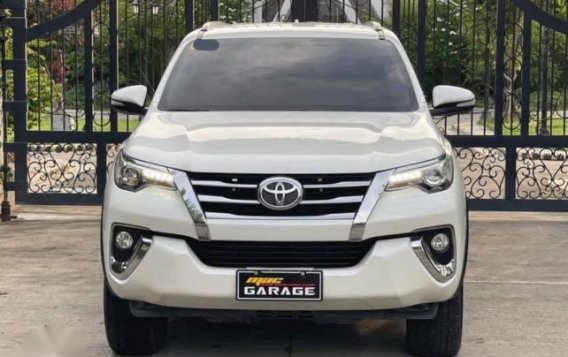 Pearl White Toyota Fortuner 2017 for sale in Automatic