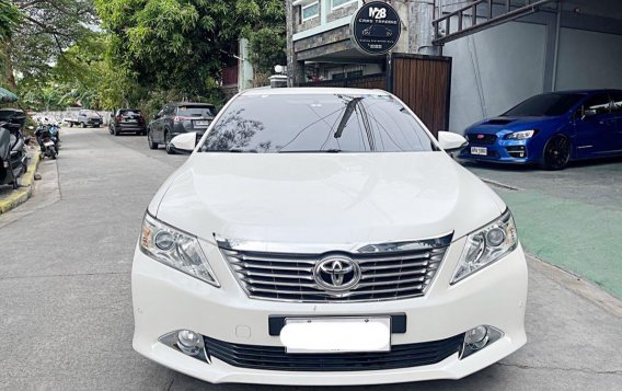 Selling Pearl White Toyota Camry 2014 in Bacoor