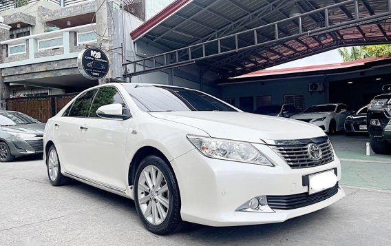 Selling Pearl White Toyota Camry 2014 in Bacoor-1