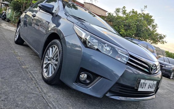 Sell Grey 2016 Toyota Corolla altis in Antipolo-5