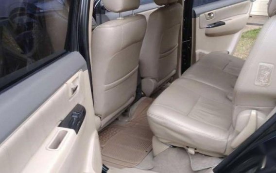 Sell Black 2010 Toyota Fortuner in Quezon City-3