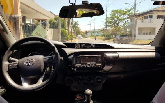 Sell Grey 2018 Toyota Hilux in Pasay-2