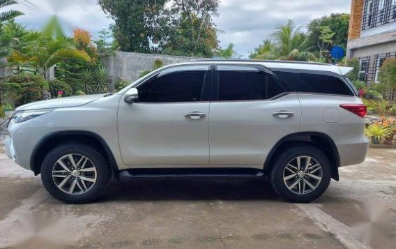 Pearl White Toyota Fortuner 2016 for sale in Cauayan-3