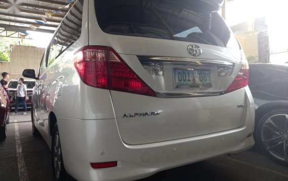 Sell Pearl White 2011 Toyota Alphard in Manila-1