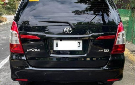 Selling Black Toyota Innova 2015 in Las Piñas-1