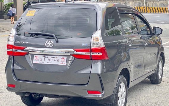 Selling Silver Toyota Avanza 2021 in Parañaque-5