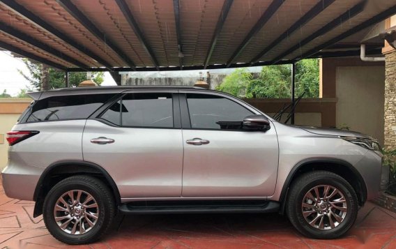 Selling Silver Toyota Fortuner 2022 in Pandi