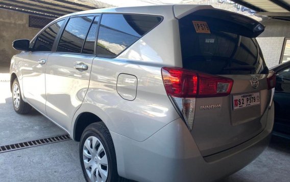 Silver Toyota Innova 2021 for sale in Manila-3