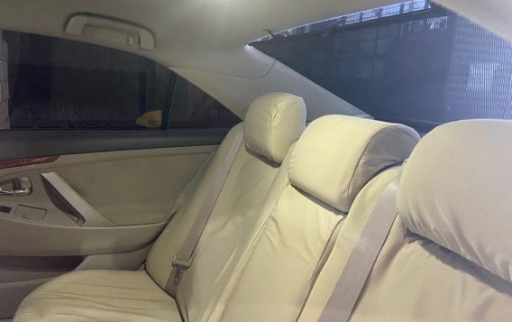 Selling Pearl White Toyota Camry 2011 in Manila-9