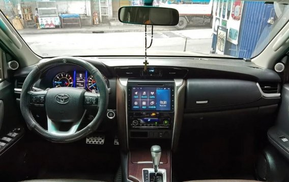 Selling Silver Toyota Fortuner 2017 in San Juan-3