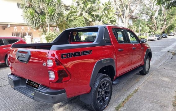 Selling Red Toyota Hilux 2022 in Manila-3