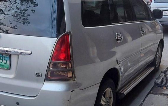 Silver Toyota Innova 2005 for sale in Manila-2