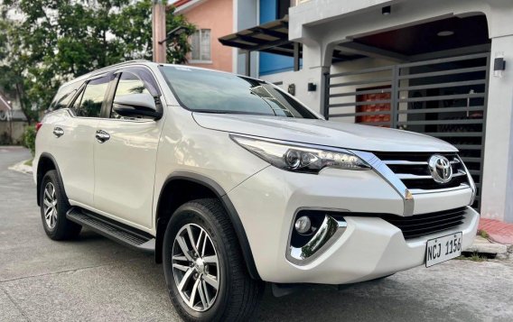 Pearl White Toyota Fortuner 2016 for sale in Quezon -2