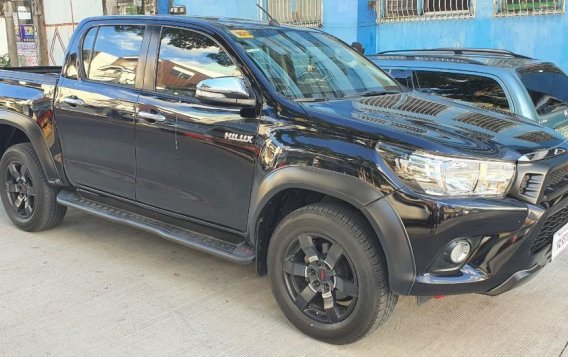 Black Toyota Hilux 2017 for sale in Quezon