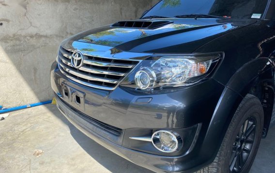 Black Toyota Fortuner 2014 for sale in Manila