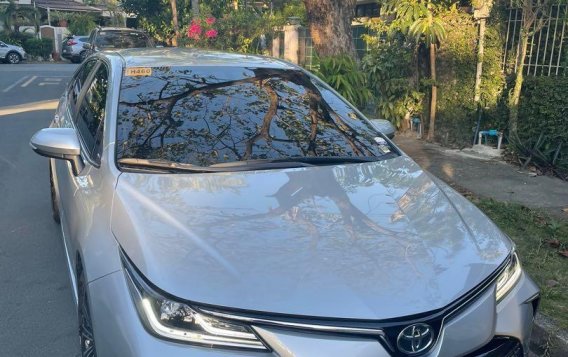 Pearl White Toyota Corolla Altis 2020 for sale in Makati