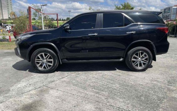 Black Toyota Fortuner 2017 for sale in Pasig-5