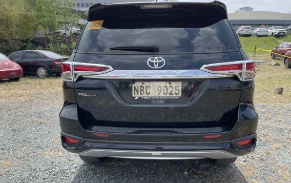 Black Toyota Fortuner 2018 for sale in Pasig -9
