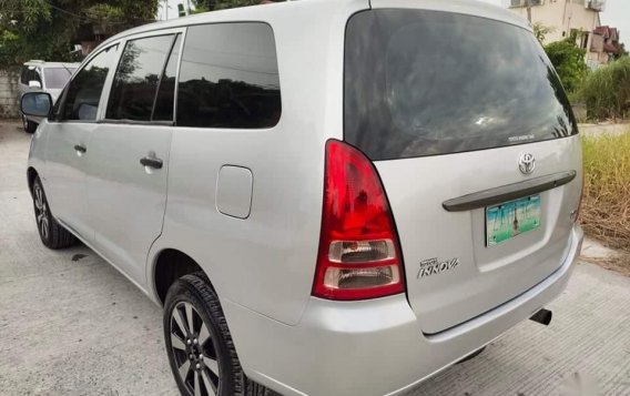 Silver Toyota Innova 2005 for sale in Quezon-3