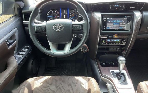 Black Toyota Fortuner 2018 for sale in Pasig -2