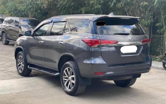 Selling Silver Toyota Fortuner 2019 in Quezon-3