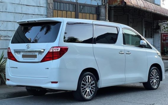 White Toyota Alphard 2010 for sale in Taytay-1