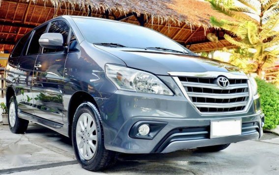 Selling Silver Toyota Innova 2015 in Bacolor-2