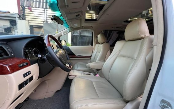 White Toyota Alphard 2010 for sale in Taytay-9
