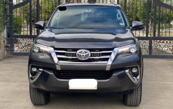 Selling Silver Toyota Fortuner 2019 in Quezon