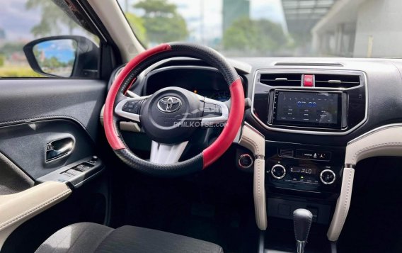 2020 Toyota Rush  1.5 G AT in Makati, Metro Manila-7