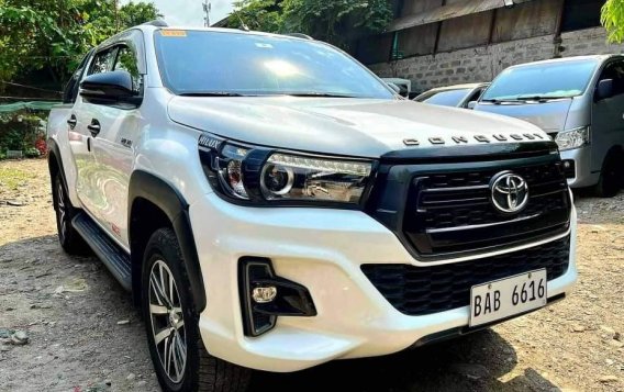 White Toyota Hilux 2019 for sale in Valenzuela-1